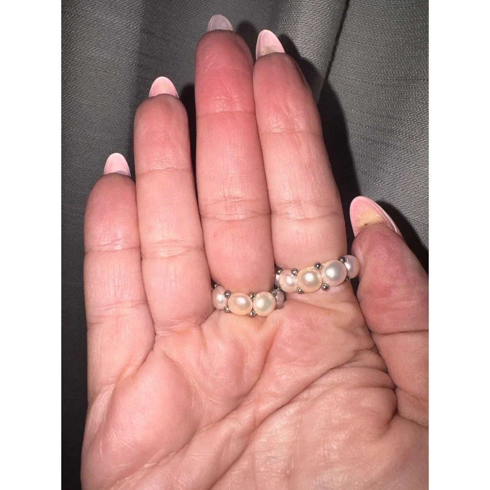 Elegant Pearl Ring Silver‎ Tone Stackable Beaded Statement Ring Stretch size